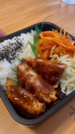 息子の弁当作り記念日！まさか次の日に、、、なんての記事動画
