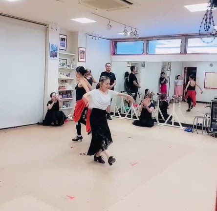 新しい振付けに心躍る一日【レッスン動画あり】の記事動画
