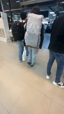 ダッカ空港はこんな感じ！の記事動画