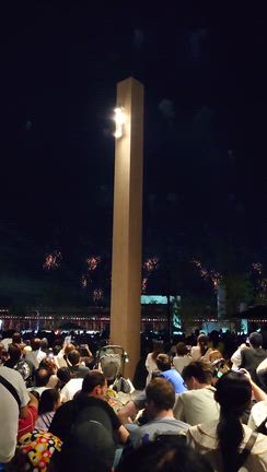 万博閉会の記事動画