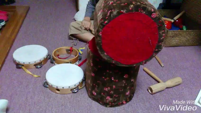 手作りドラムセットです！の記事動画