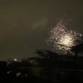年越し花火(爆音注意)の画像