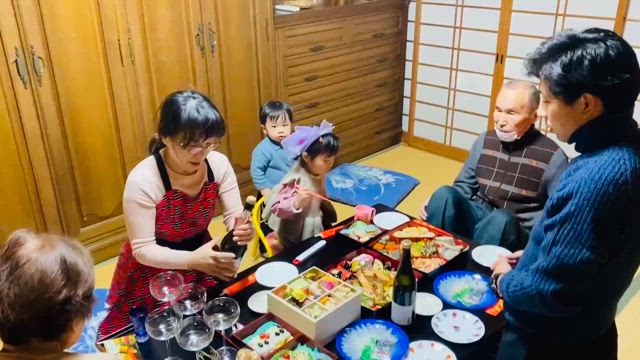 2025巳年元旦の記事動画