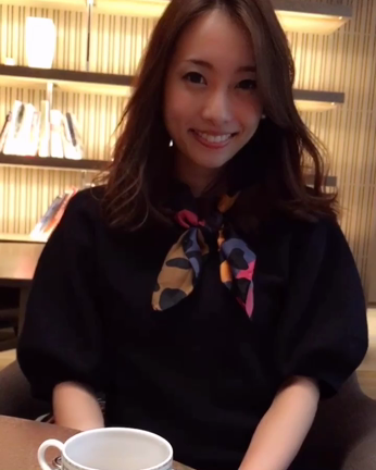 Hermes cafe ♡ in koreaの記事動画