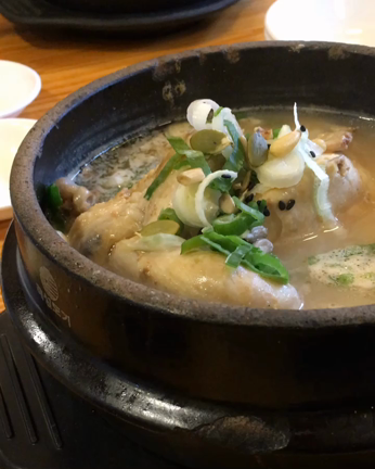 土俗村参鶏湯 ♡ in koreaの記事動画