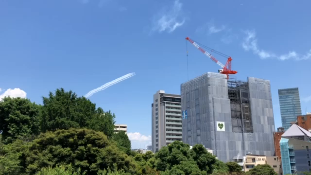 医療従事者に感謝を！　〜ブルーインパルス〜の記事動画