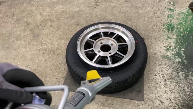 バズーカの記事動画