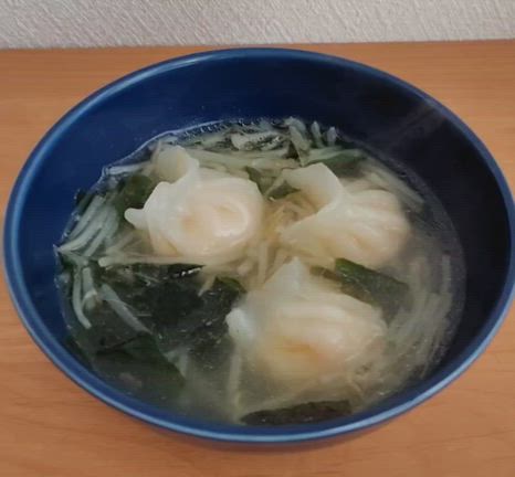 温めるだけで専門店の味！手包みエビ餃子食べてみました〜（PR）の記事動画