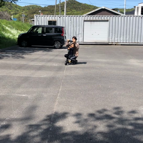遊んでくれる人たくさんで助かるの画像