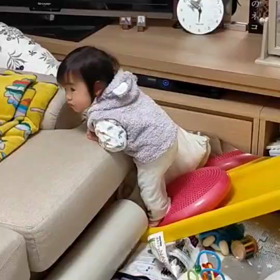 伝い歩きの画像