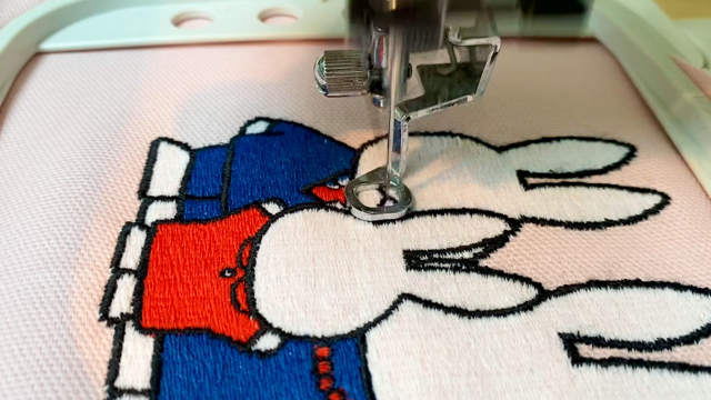 ミッフィーのミシン刺繍ができるまで♪ | ミシガン州 おうち教室