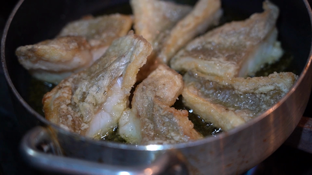 【永谷園広東風かに玉の素】を使って作った釣魚料理は…の記事動画