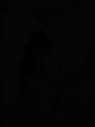 動かない右手の記事動画