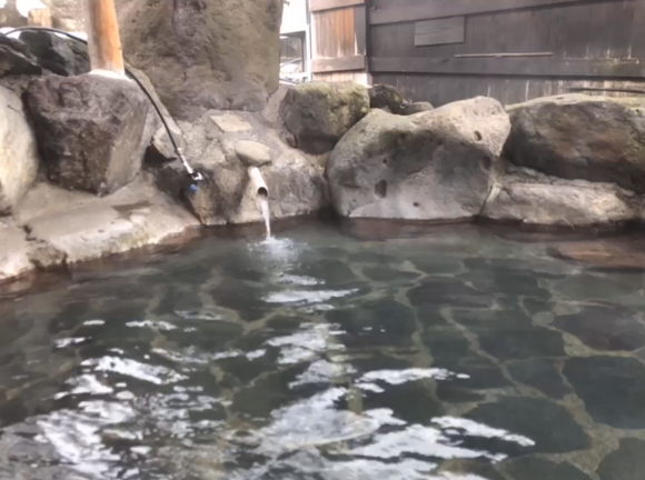 貸切露天風呂の記事動画