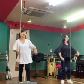 新曲に振り付けしてみました(*^▽^*)の画像