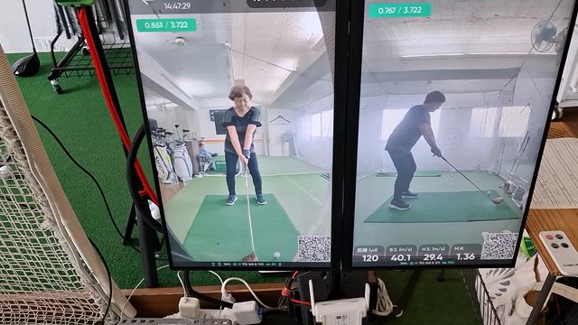 チェーン系のカフェ巡りと ゴルフレッスン！の記事動画