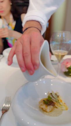 【着物で起業】目標達成お祝いランチ会にご招待いただき逆サプライズプレゼント！の記事動画