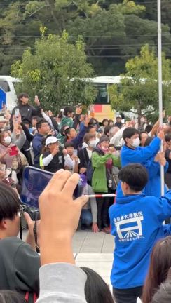 同級生にはいつも感謝の記事動画