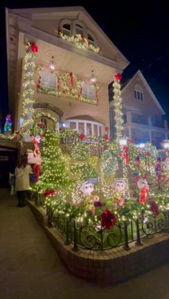 【ニューヨーク♡ブルックリン♡ダイカーハイツのイルミネーション】～まるで別世界にいるよう！の記事動画