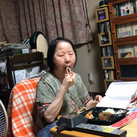 スマホの中に（＾ω＾）の画像
