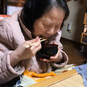 家族とお雑煮（＾ω＾）の画像