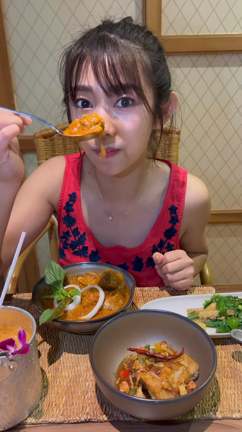 動画で伝わる！？美味しすぎて震えた、、、、タイ・バンコクのマッサマンカレー！の記事動画