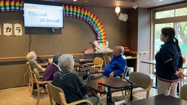 食後の静かな音読レクの記事動画