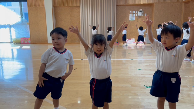 年少組⭐︎ペンギンサンバ大好き❤️の記事動画