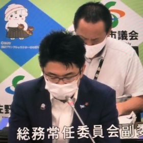 佐野市議会で不採択の画像