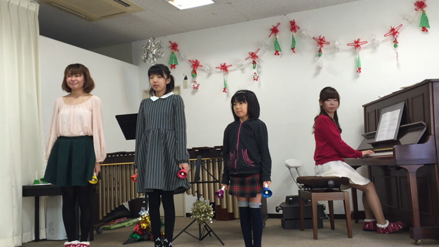 2014/12/13Xmasミニ発表会byさくら音楽教室の記事動画