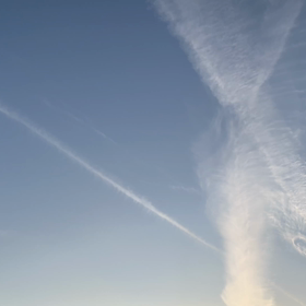 飛行機雲の画像