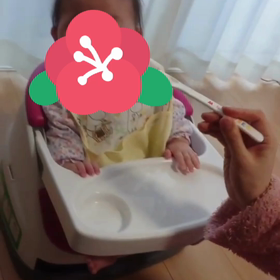 初めての離乳食の画像