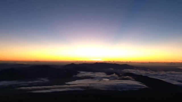 富士の御心*雲の上よりもの記事動画