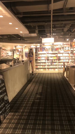 HMVさんにてイベント*\(^o^)/*の記事動画