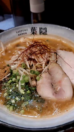 ラーメン葉穏✨の記事動画