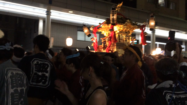 前夜祭  担ぎました！の記事動画