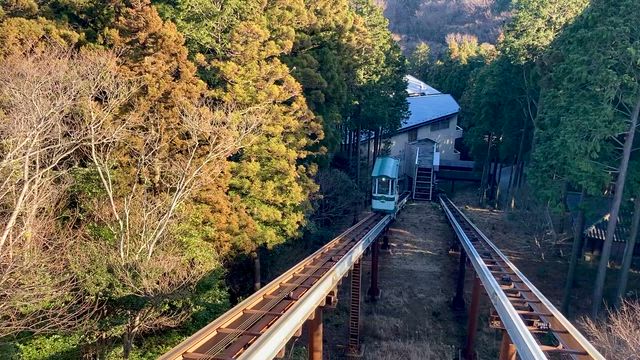 ケーブルカーで行く温泉 ♨の記事動画