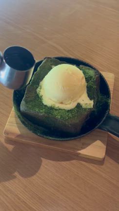 着け方、組み合わせ自由！笑顔がモチーフの婚約・結婚指輪♪【京都本店】の記事動画