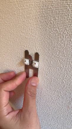 無印良品×ダイソーで最強にオシャレなフックの記事動画