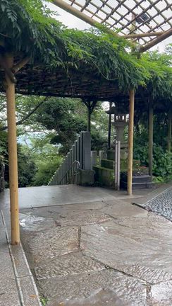 先輩‼️行ってきました、雨引観音‼️の記事動画