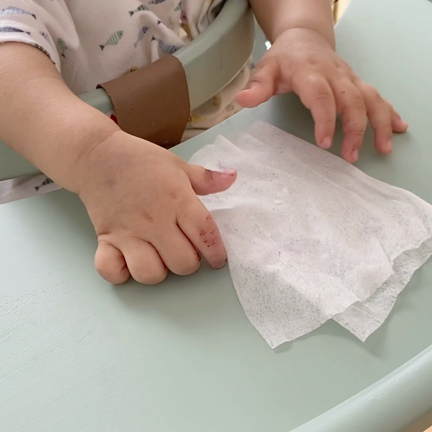 0歳の息子でも…意外と自分でできた！お手伝い♪の記事動画