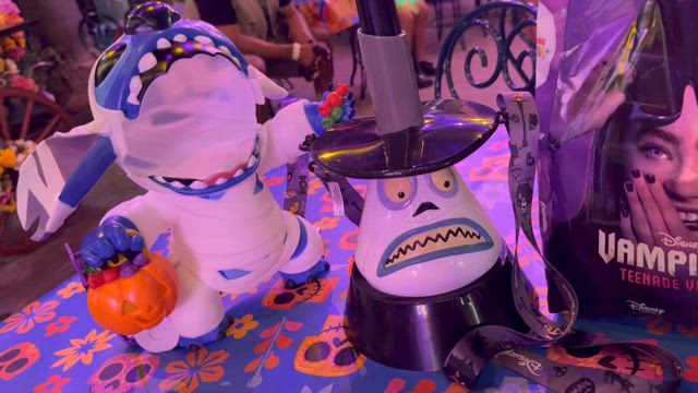 ディズニーハロウィン「ミイラスティッチ」と市長ドリンクシッパー買え