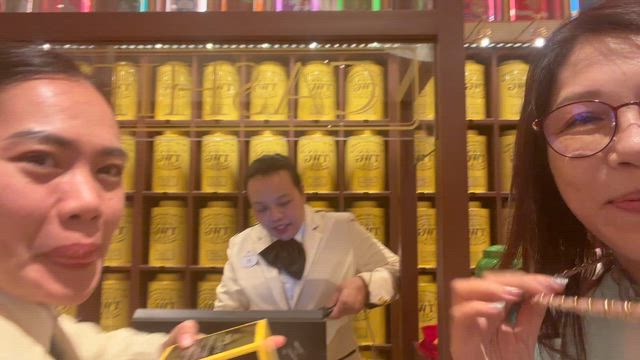 ディズニークルーズラインのTWGで買える美女と野獣のデザイン缶
