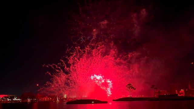エアカナダのアエロプランポイント交換でルミナスがVIP観賞できます。の記事動画