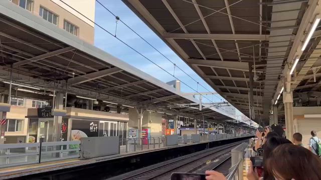 JR東海のジュビリー新幹線、今日から出発進行〜！の記事動画