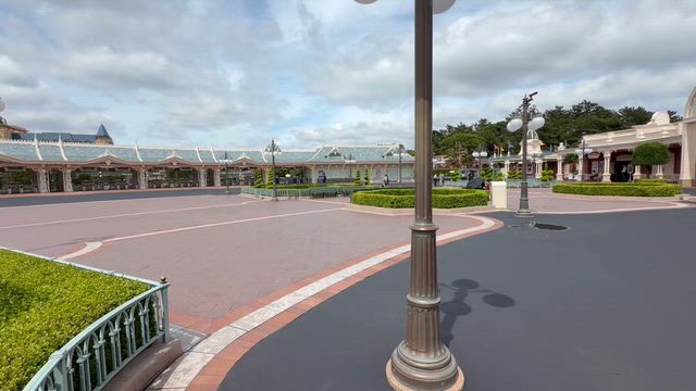 本日のパークレポート（ビバ！閑散期。この空きっぷりはアトラクション全制覇行けるかな。。）の記事動画