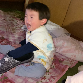 ばーばとじーじと離れたくないの画像