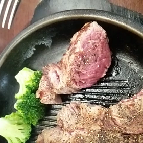 肉の焼き付け動画の画像