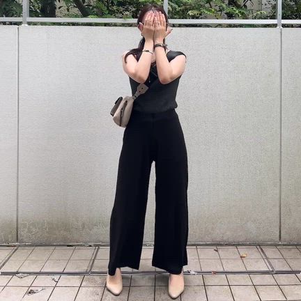 私の #推し服　はuniqloのクレープジャージーストレートパンツ！の記事動画