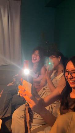実はダブルバースデー！同世代のカラオケは最高。の記事動画